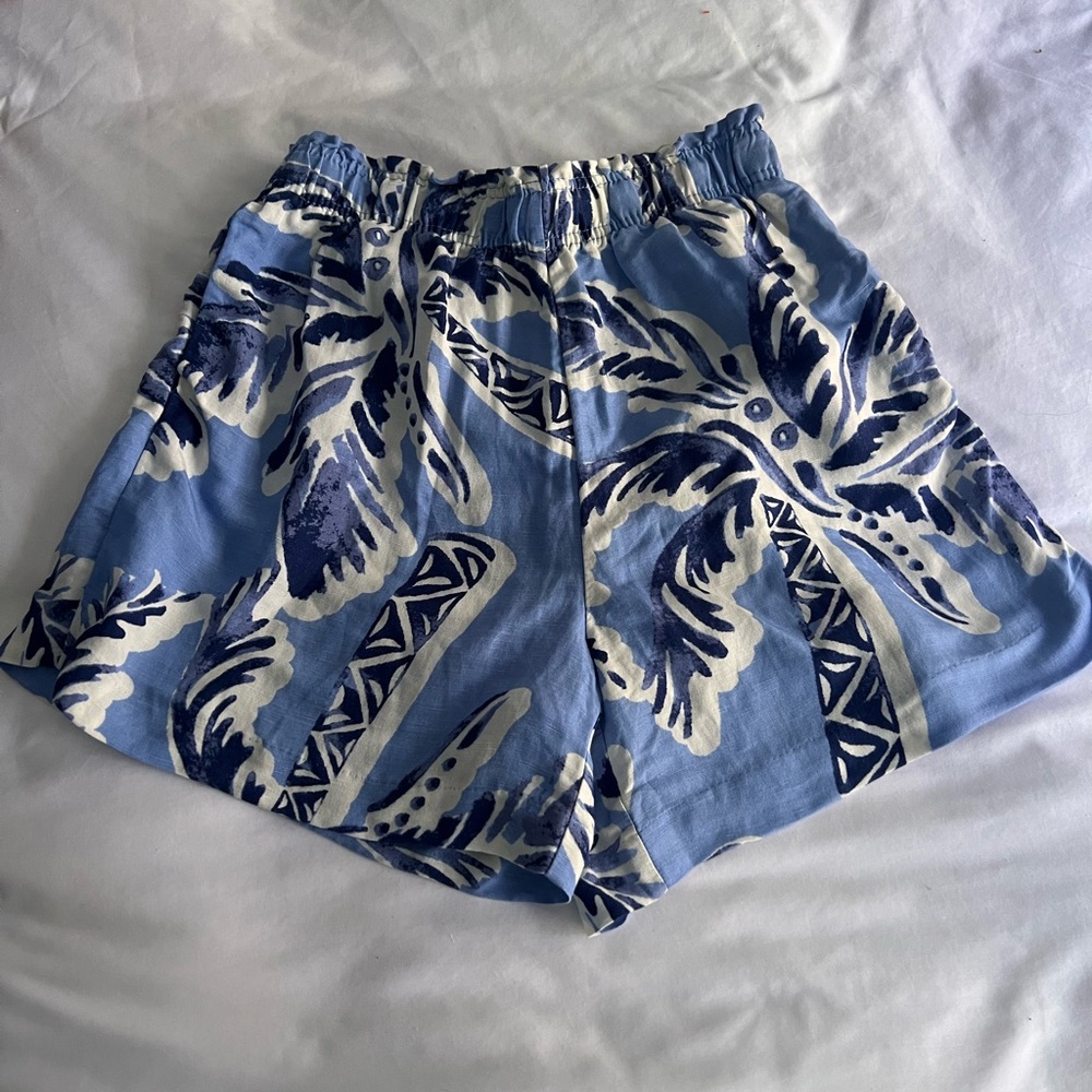 H&M linen blend shorts